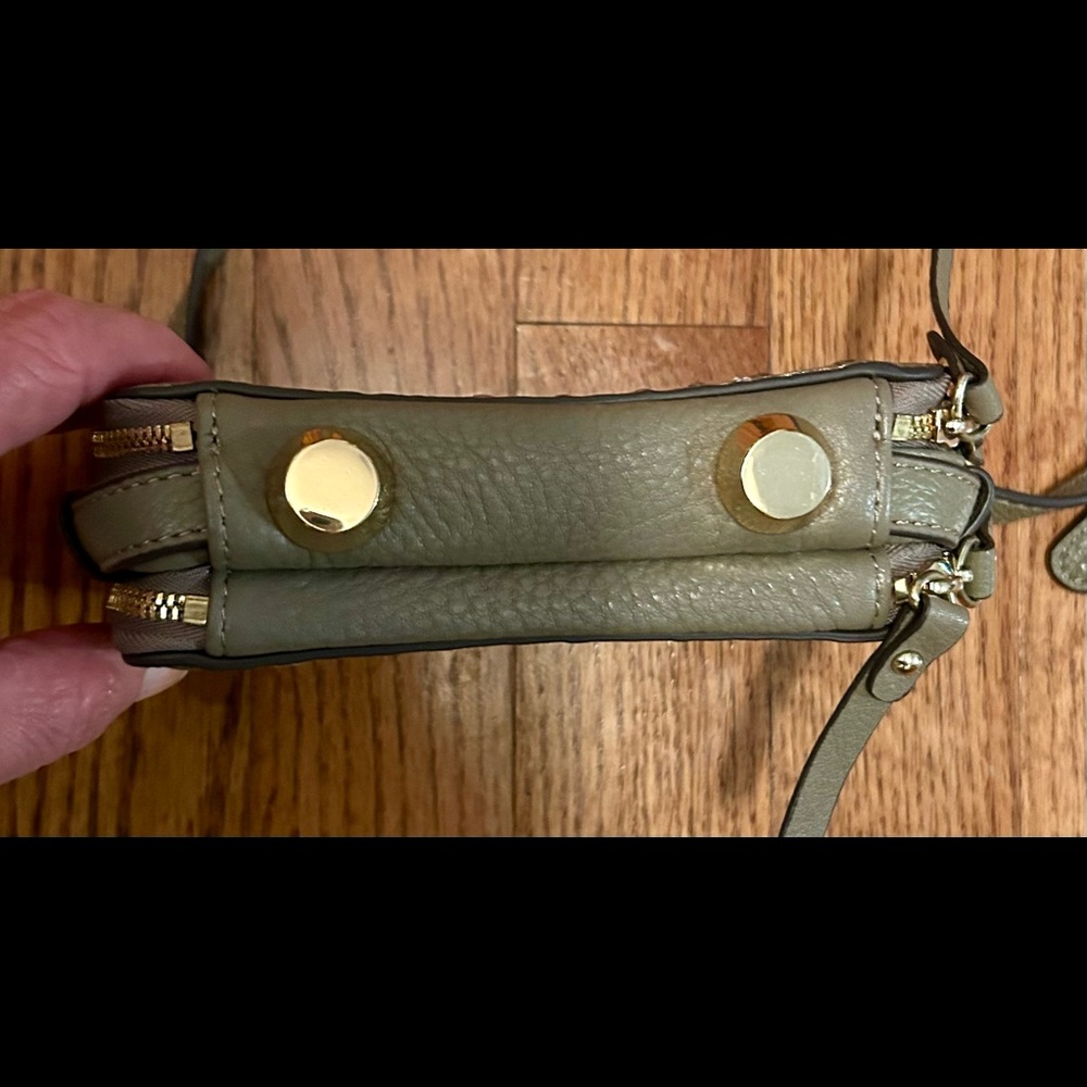 GILI leather wristlet, phone bag. Crossbody - Picture 5 of 11